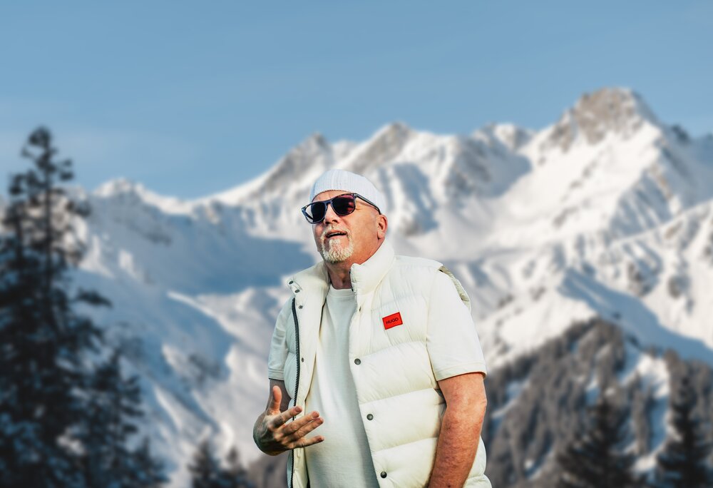 DJ Ötzi bei der Gipfeltour in der Silvretta Montafon. | © Silvretta Montafon - Mumpi Künster